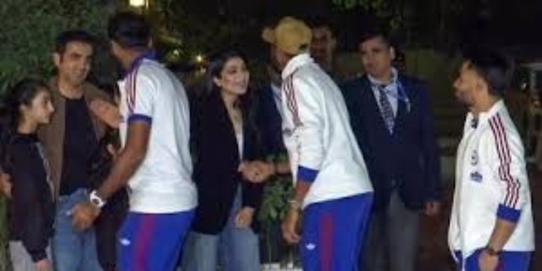 দিল্লীতে ভারতীয় দলকে নিমন্ত্রণ করে ডিনার খাওয়ালেন গৌতম গম্ভীর